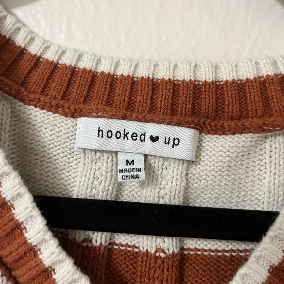 Vintage y2k Rust and white striped knit fall sweater vest. Labeled size medium - Picture 3 of 3